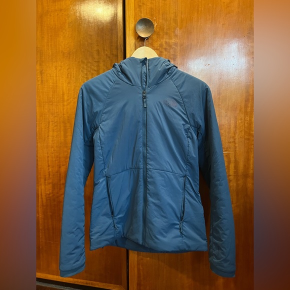 The North Face Puffer Jacket - Picture 5 of 5